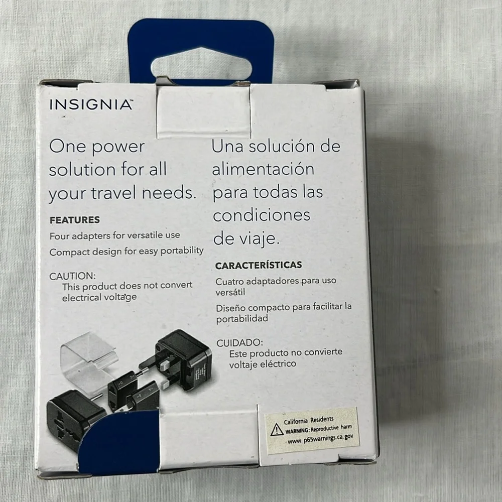 NWT Insignia Global Travel Adapter Set